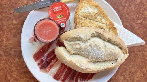 Seis sitios con encanto para desayunar en Coria del Río