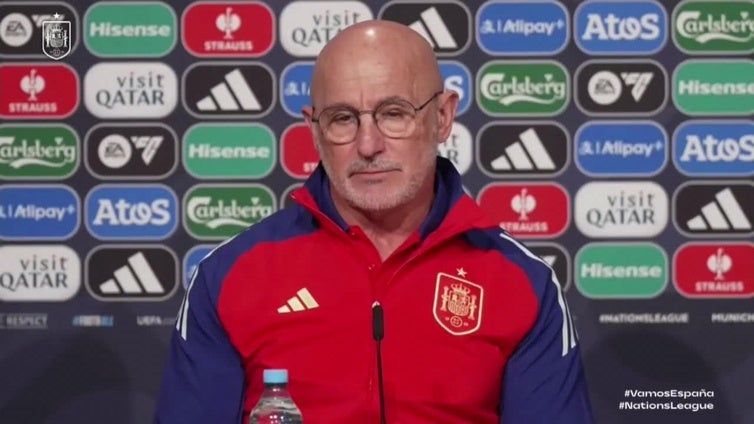 De la Fuente: jugamos contra una selección muy poderosa liderada por una leyenda