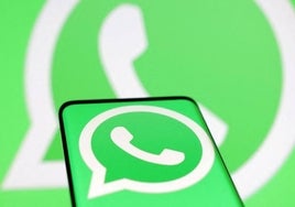 Sin salir 'en línea' ni recibir notificaciones: los trucos  para que WhatsApp no sea un incordio en vacaciones