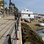 Una mujer se precipita al mar desde el segundo puente de Cádiz